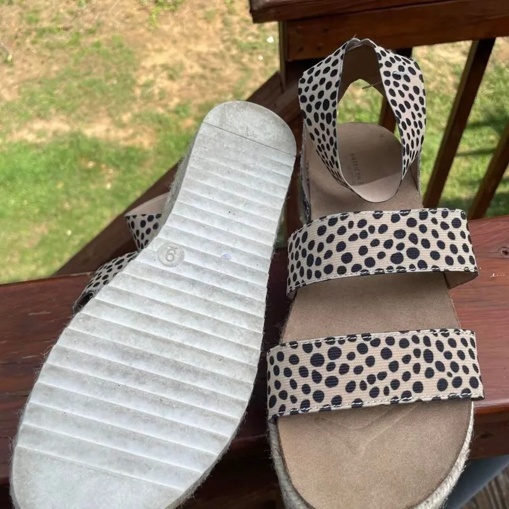 American Eagle Women's 9 Animal Print Y2K Platform Sandals